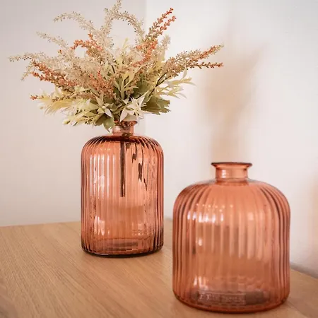 Bright & Spacious Flat W/ Balcony By Host Wise Апартаменти