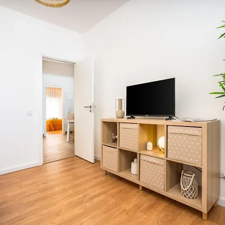 Bright & Spacious Flat W/ Balcony By Host Wise Appartamento Portimão