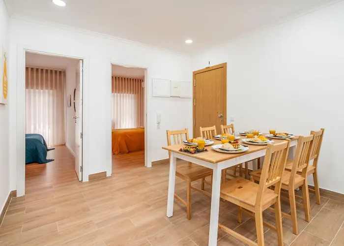 Appartamento Bright & Spacious Flat W/ Balcony By Host Wise